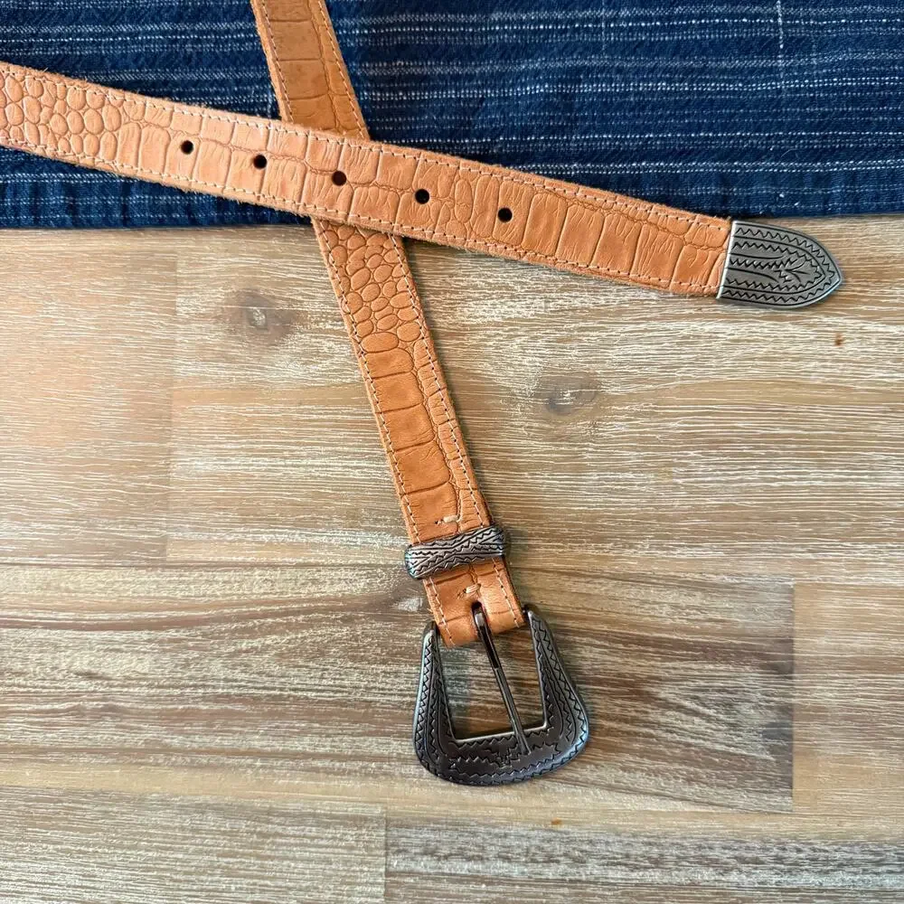 Vintage Belt 90s Southwestern Leather Tan Silver Tone Boho Medium Gift Country